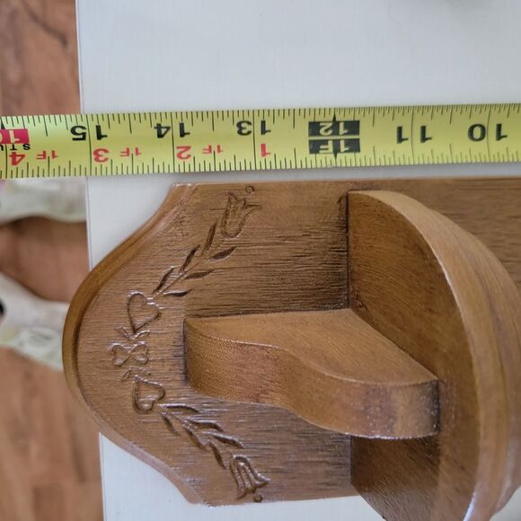 Heart Cutout Wall Sconce Candle Holder - Picture 6 of 7